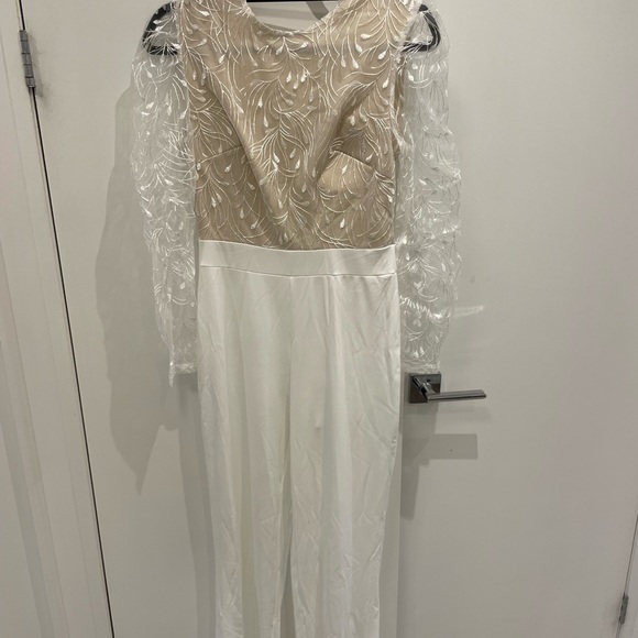 White & Lace Jumpsuit / Pantsuit - Picture 5 of 5